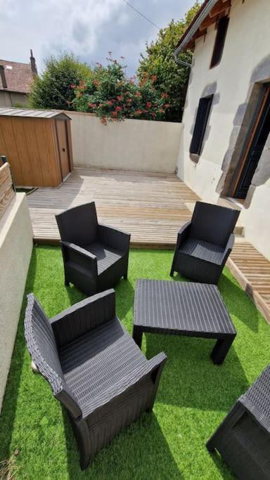 Holiday home Au Coin Des Amis Aurillac